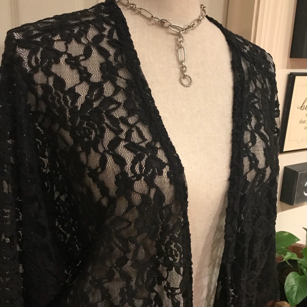 🦄 LuLaRoe black lace Lindsay!!!